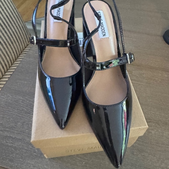 Steve Madden Maegan Black Patent Size 8.5, Brand New - Picture 2 of 3